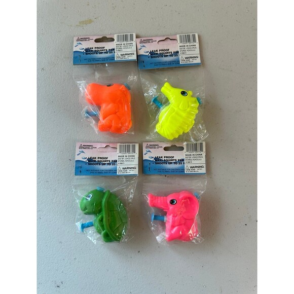 NIP Vintage 1991 Set Of 4 Squirt Zoo Water Squirter Hard Plastic Water Gun - Picture 2 of 2